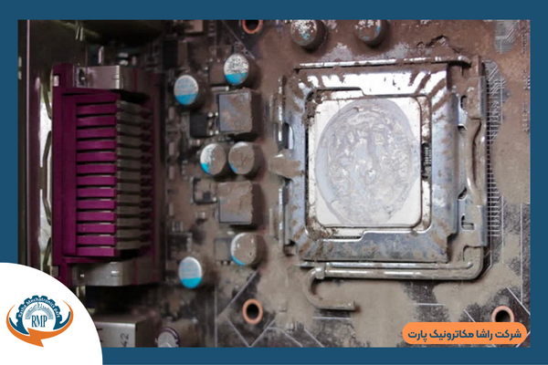 تمیز کردن برد الکترونیکی